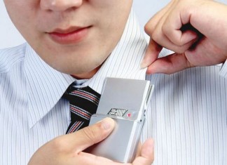 Японские производители выпустили миниатюрный утюг для брюк мини пресс