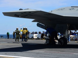 беспилотный самолет будущего X-47B