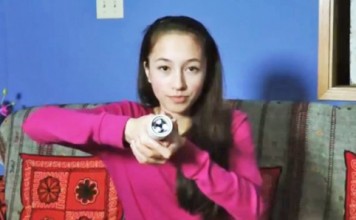 15-летняя девочка создала фонарик, работающий от тепла человеческого тела термоэлектрический фонарик