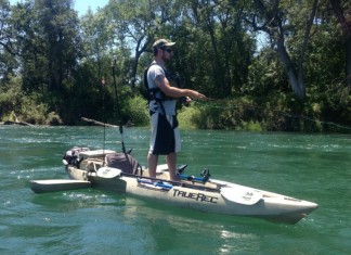 DFP каяк имеет выдвижные понтоны dfp kayak