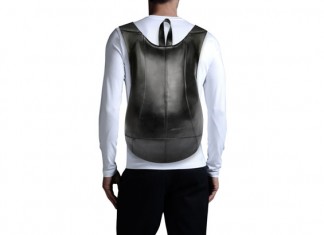 Черный рюкзак Fusion Ultimate принимает естественные изгибы тела fusion-ultimate