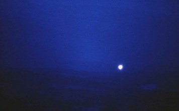 Неужели пришельцы имеют свою базу в Норвегии? светящиеся НЛО