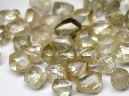 Новый минерал из Тибета не уступает по жесткости алмазу Кинсонгит