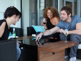 Выкиньте свой скучный журнальный столик! dual-arcade-table