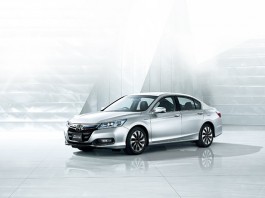 Гибрид 2014 Honda Accord