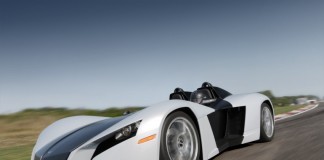 гоночный автомобиль