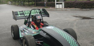 гоночный автомобиль на 3D-принтере