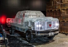 Ледовый автомобиль