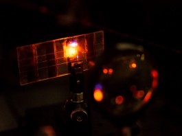 Новые свойства материала для солнечных батарей открыты в Сингапуре Perovskite