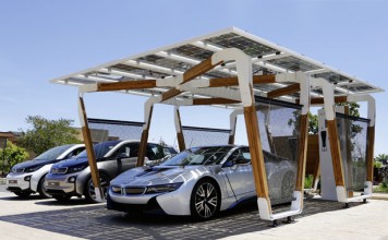 BMW i: концепция навеса для машины с модульными солнечными батареями bmw i solar carport