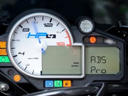 bmw abs pro cornering