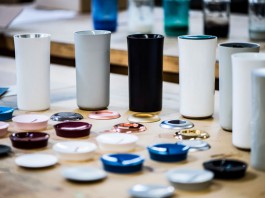 Кружка Vessyl определяет, какой состав и какой аромат у Ваших напитков vessyl