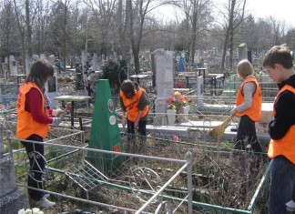 Особенности ухода за могилами