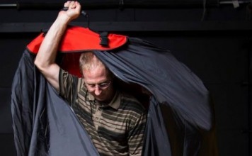 Tornado Shield помогает защититься от обломков во время шторма tornadoshield