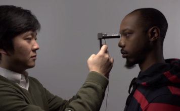 SVOne превращает iPhone в комплект для проверки зрения (видео)