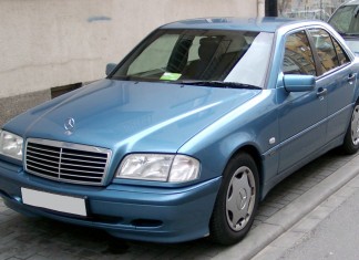 Мерседес автомобиль