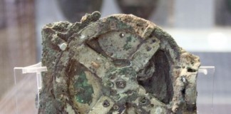 antikythera-mechanism