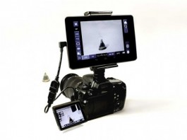 Camlet Mount соединяет смартфон или планшет и однообъективную цифровую зеркальную фотокамеру Camlet Mount