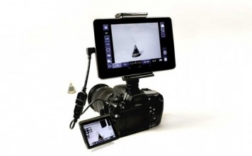 Camlet Mount соединяет смартфон или планшет и однообъективную цифровую зеркальную фотокамеру Camlet Mount