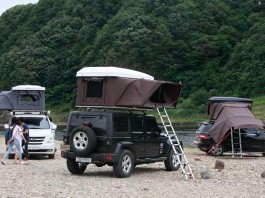 Автомобильная палатка IKamper Hardtop One позволяет комфортно ночевать на крыше авто