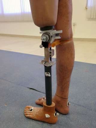 low-cost-prosthetic-knee-3@2x