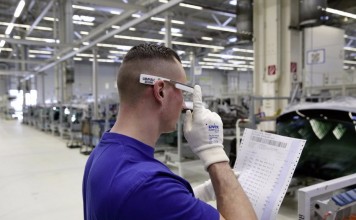 Работники Volkswagen теперь работают с Google Glass