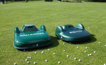 Вышел робот для сбора мячей после игры в гольф