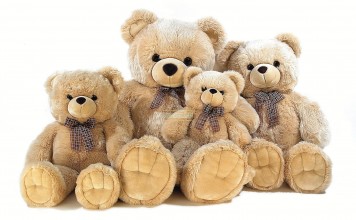 Покупка качественной игрушки для ребенка