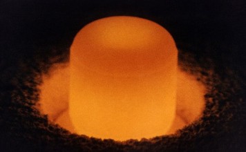 В США стали получать плутоний 238 "из пробирки"