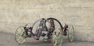 Построен робот "поборовший гравитацию"