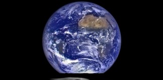 NASA показало восход Земли с Луны