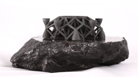 С помощью 3D-печати из метеорита напечатали скульпьуру