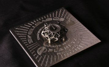 С помощью 3D-печати из метеорита напечатали скульпьуру