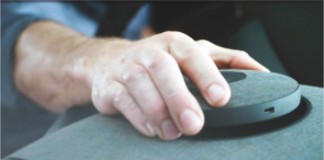 В Harman создали портативный автомобильный динамик