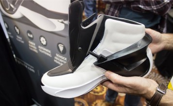 Наконец-то Digitsole представили кроссовки схожие с "Назад в будущее"