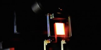 Ученые разработали лампу накаливания перерабатывающую собственное тепло