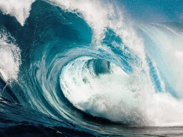 Ученые создали систему оповещения о волнах-убийцах