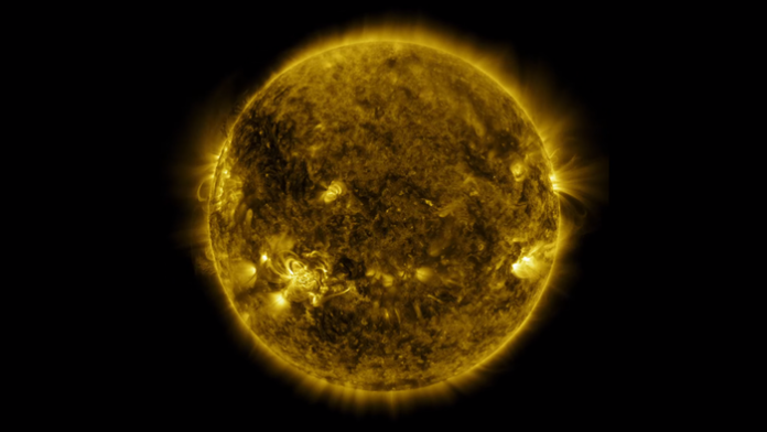 NASA показало год из жизни Солнца