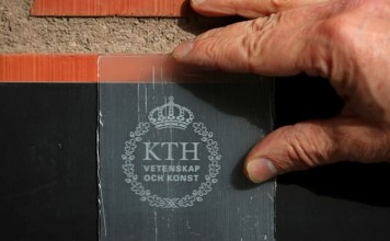 Скоро появится стекло из дерева