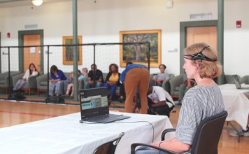 Ученые научились управлять дронами только силой мысли