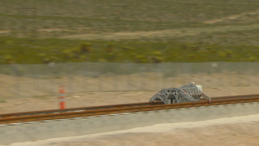 Сверхзвуковой поезд  Hyperloop прошел первые тесты