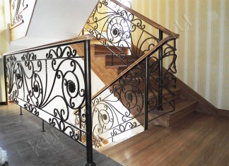 Как насчет стильных фасадных перил?