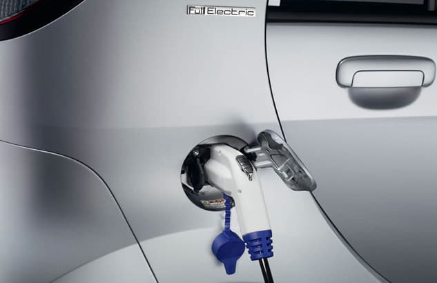 Peugeot представила зарядную станцию будущего