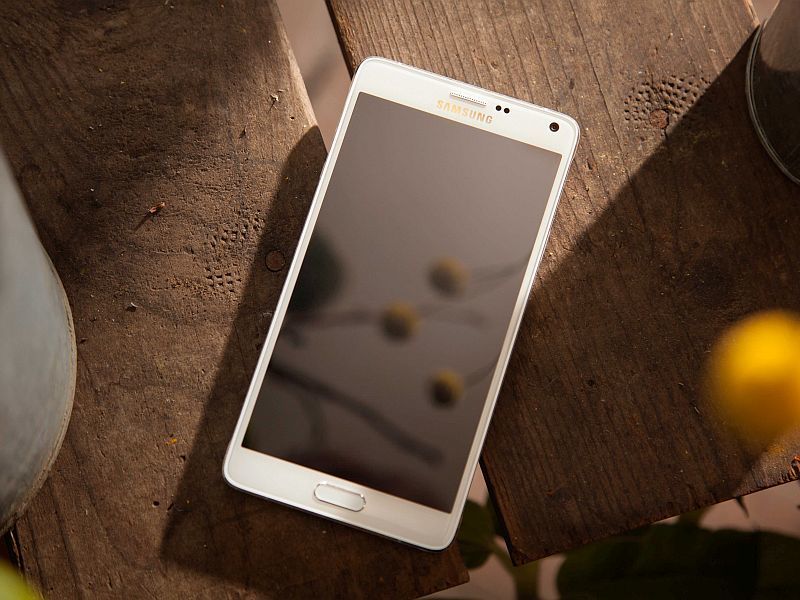 У Samsung появятся смартфоны с возможностью сканирования сетчатки