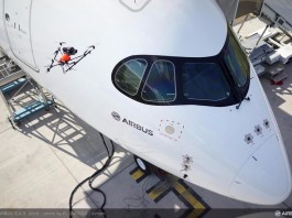 Airbus будет использовать дроны для обслуживания самолетов