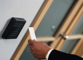 Как работает видеонаблюдение и СКУД? СКУД