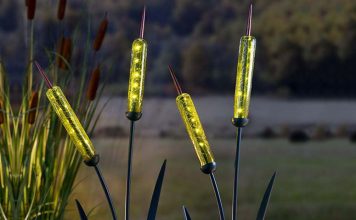 В продаже появились светящиеся камыши