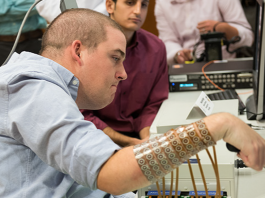 Нейропротезирование