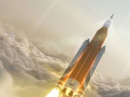 Самая мощная ракета в мире может отправиться в полет с людьми