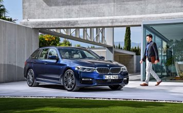 BMW представил новый универсал G30 Touring